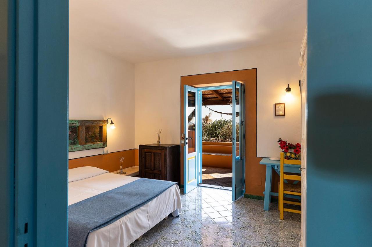 Hotel Mamma Santina Santa Marina Salina Buitenkant foto