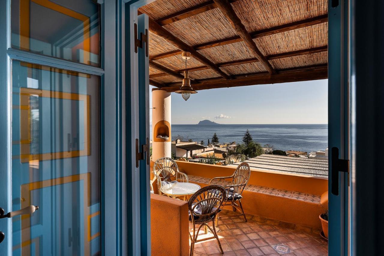 Hotel Mamma Santina Santa Marina Salina Buitenkant foto