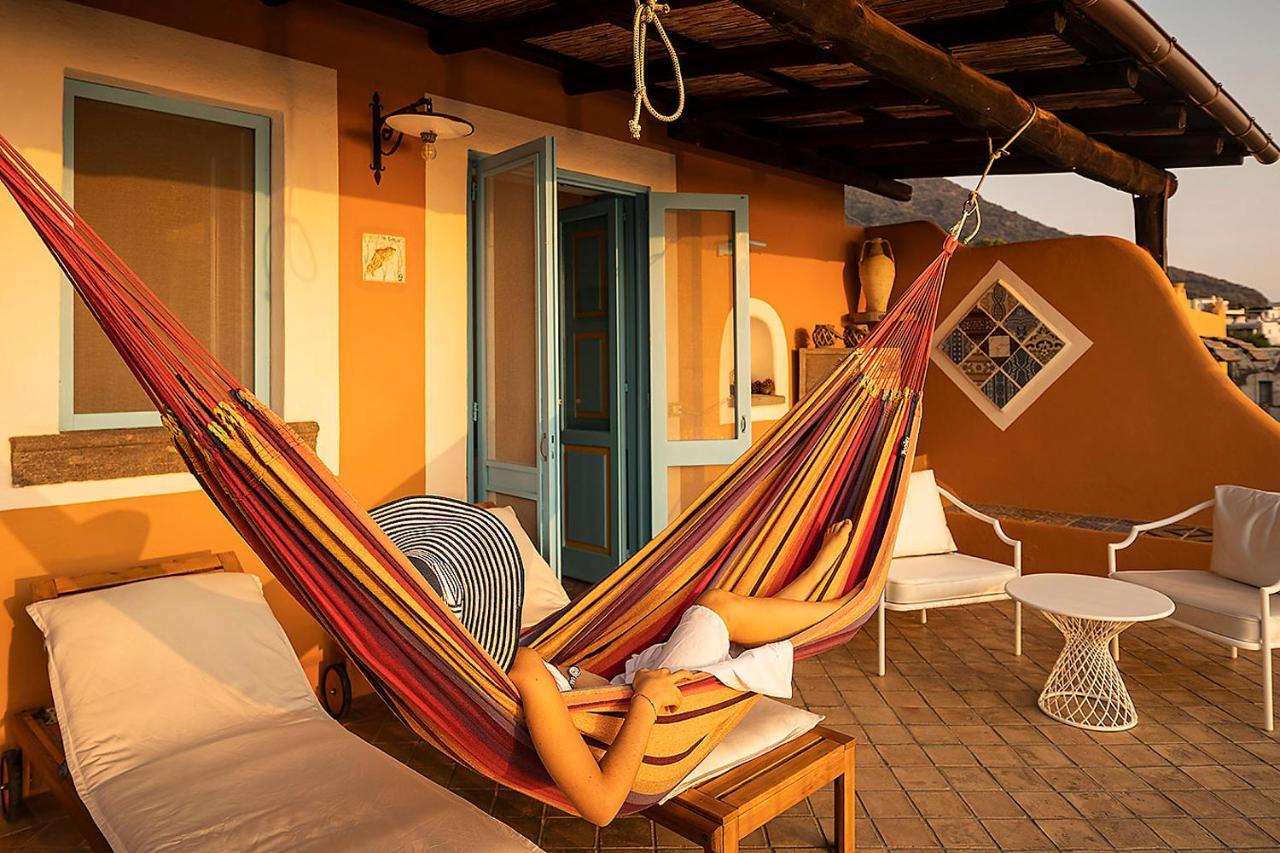Hotel Mamma Santina Santa Marina Salina Buitenkant foto