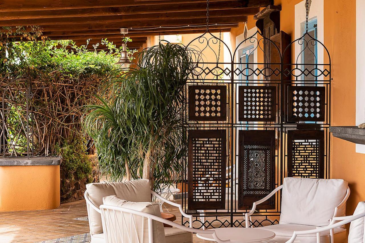 Hotel Mamma Santina Santa Marina Salina Buitenkant foto