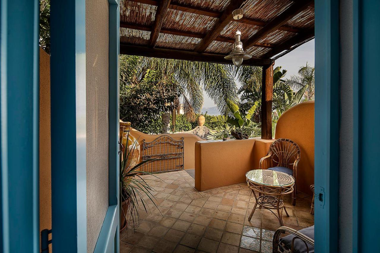 Hotel Mamma Santina Santa Marina Salina Buitenkant foto