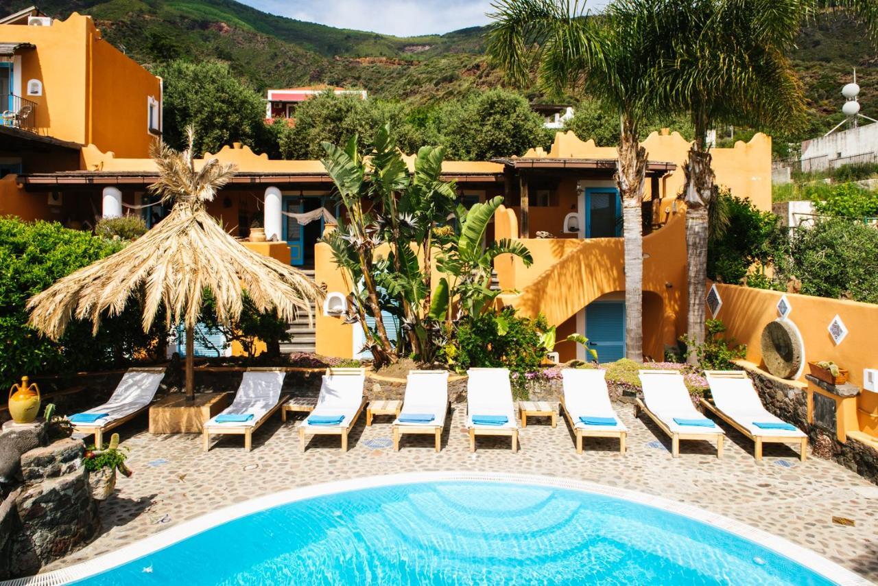 Hotel Mamma Santina Santa Marina Salina Buitenkant foto